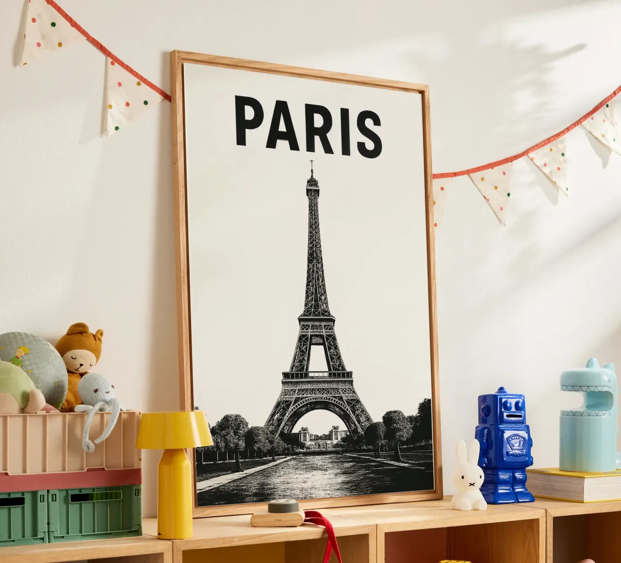 Eiffel Tower, Paris in black & white plexiglass da Vintage Travelers