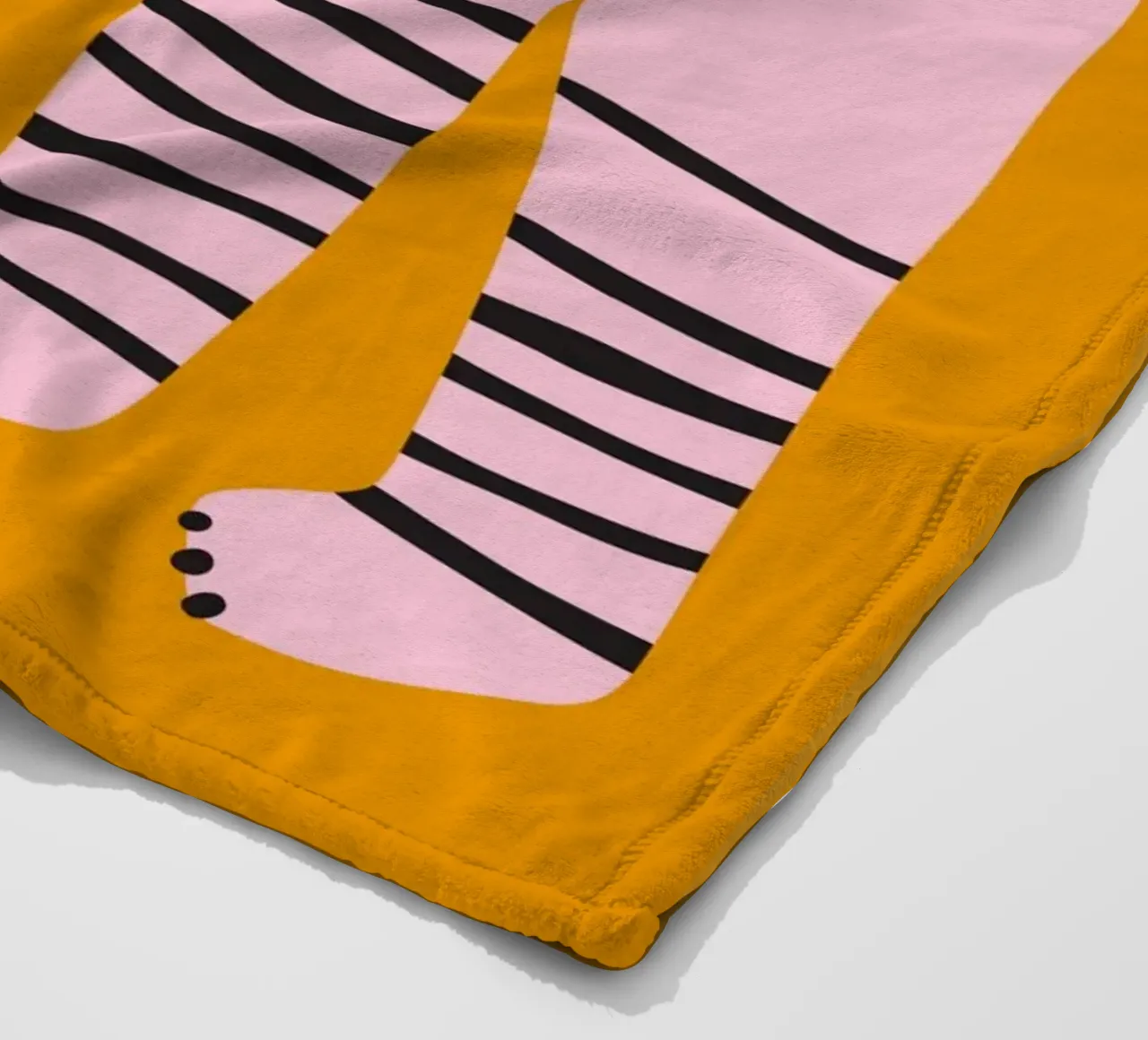 Tiny And Wild No 26 coperta in pile da treechild