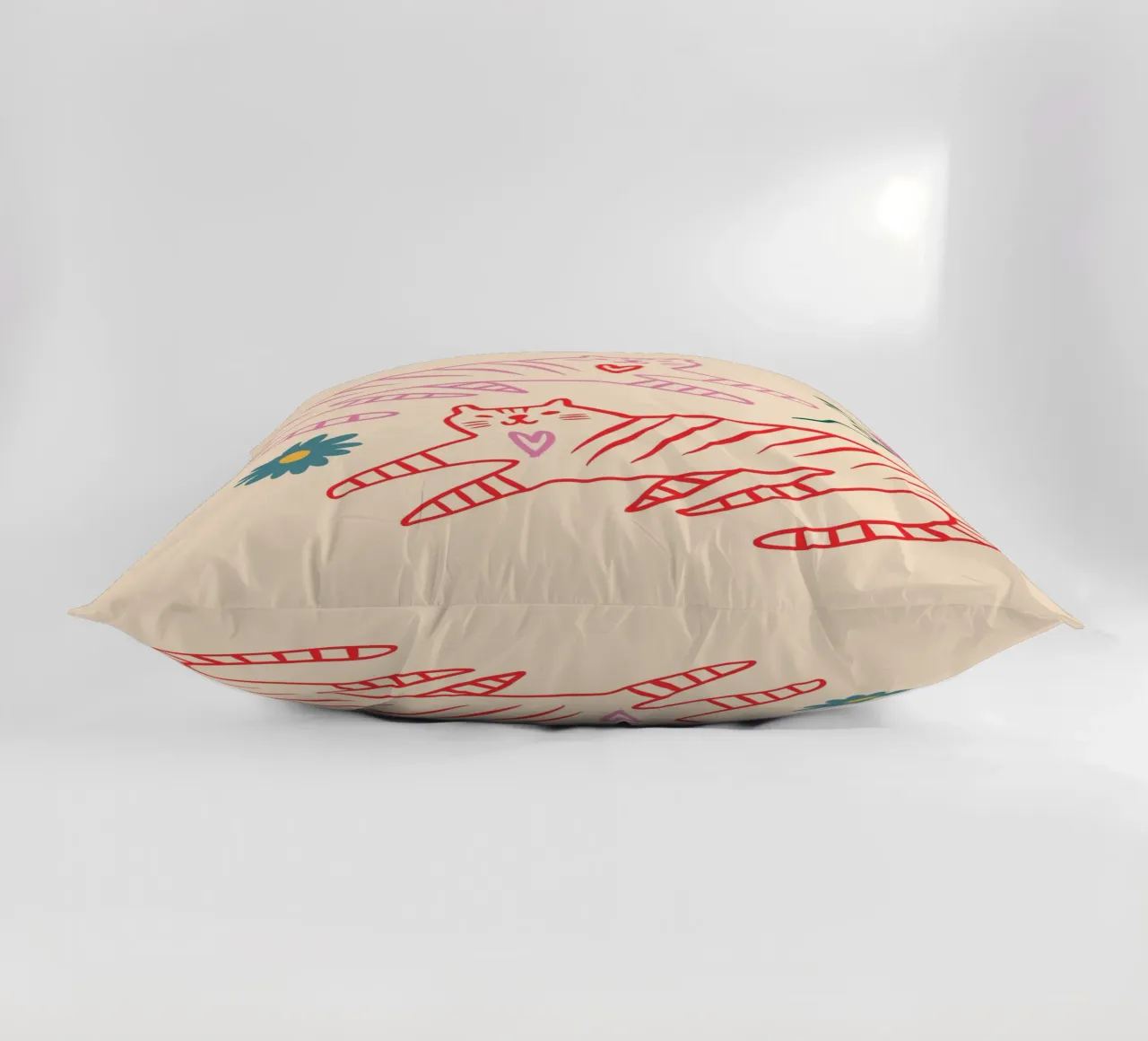 Tiny And Wild No 30 cuscino da treechild