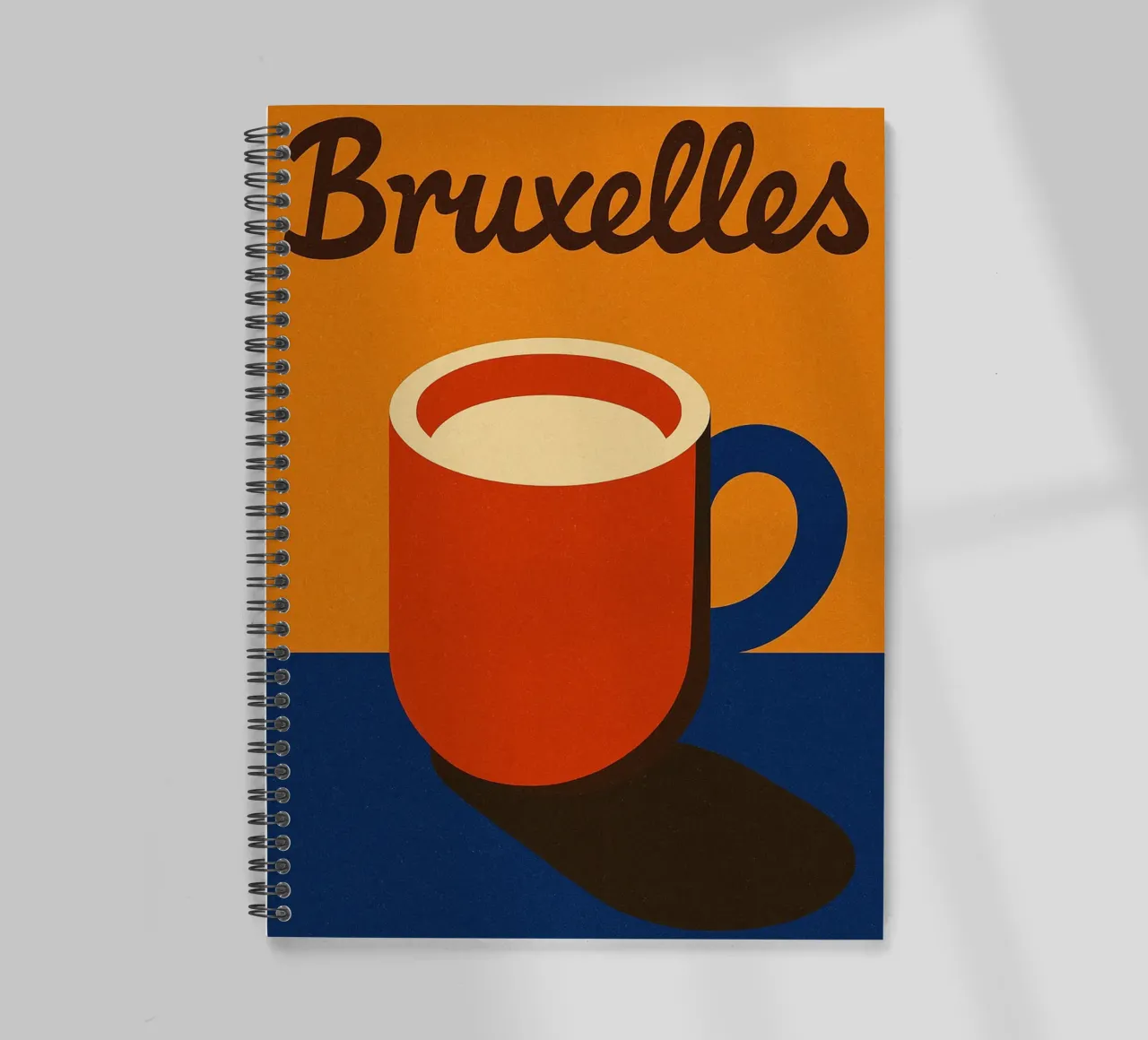 Bruxelles. Caffè caldo e design belga. diario ad anelli da JETLAG | affiches voyage