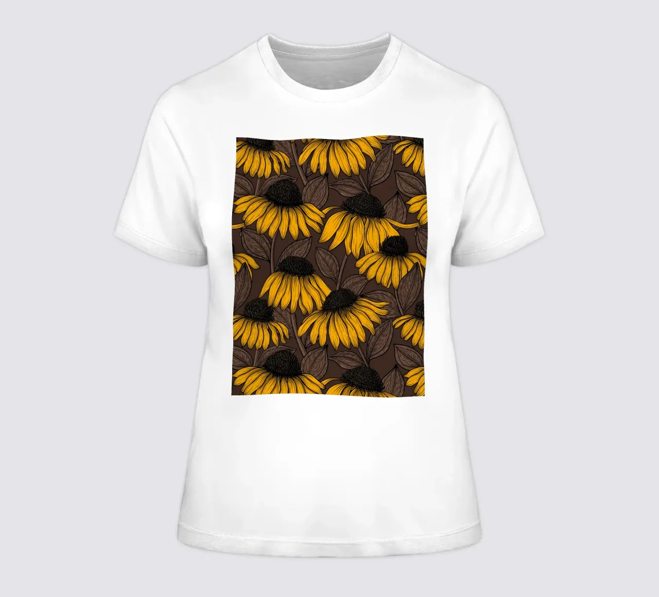 Fiori di conifera gialli t-shirt da donna da Painted Nature