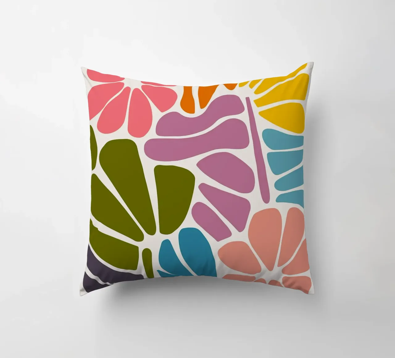 Kleurrijke Abstracte Botanische - Matisse geïnspireerde Knipselkunst kussen van E Cannon