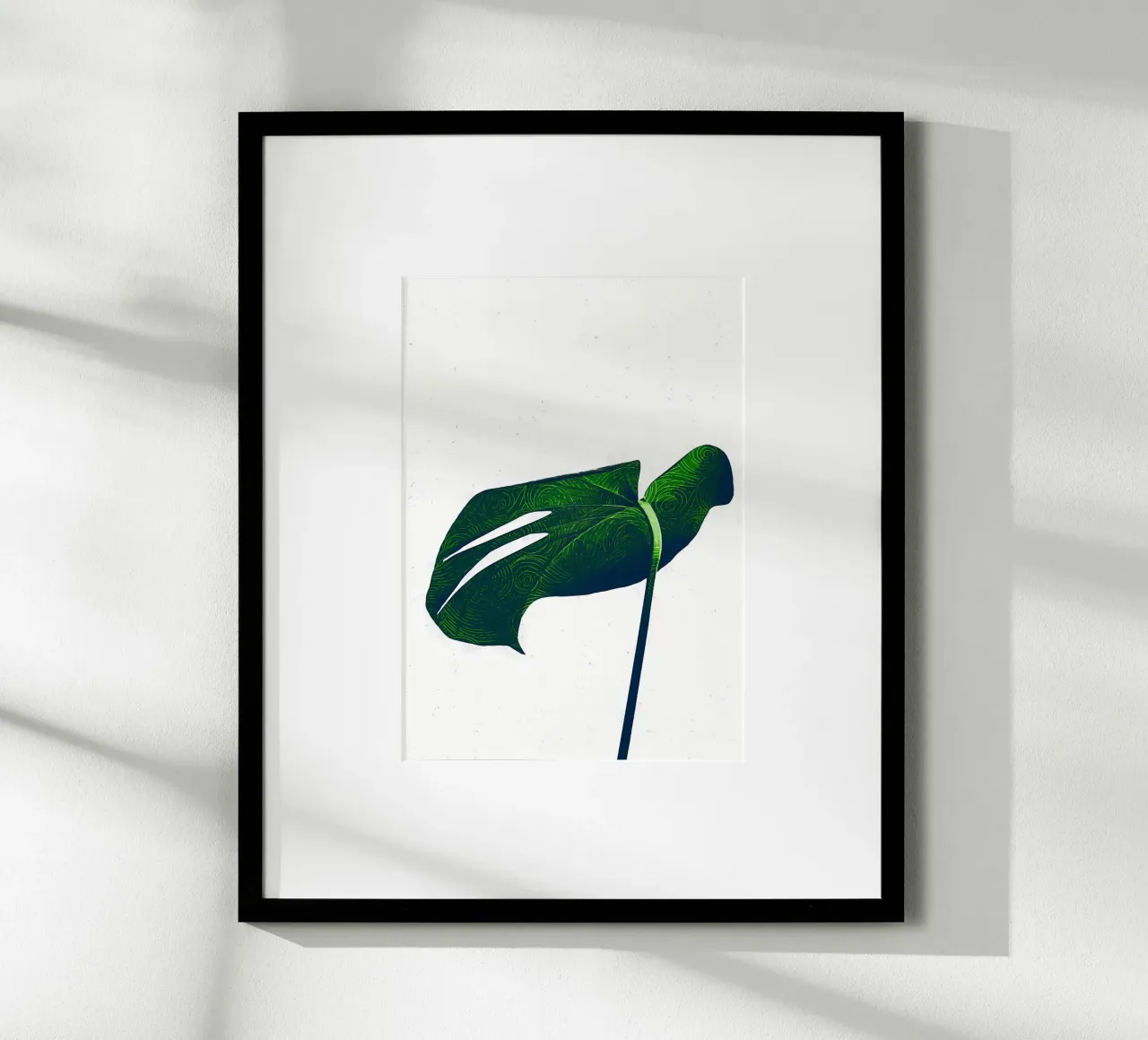 foglia natura monstera poster con telaio in plastica da Patrick L Lord