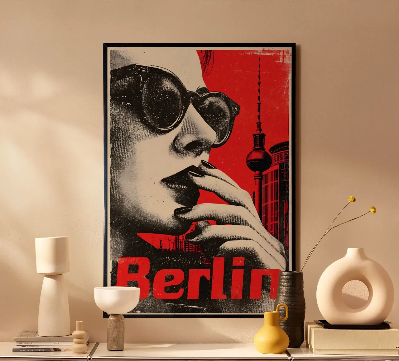 Torre TV vintage di Berlino poster con telaio in alluminio da Vintage Travel Art