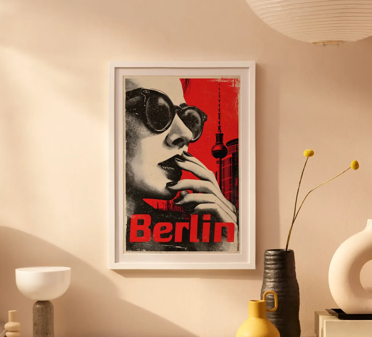 Torre TV vintage di Berlino poster con telaio in alluminio da Vintage Travel Art