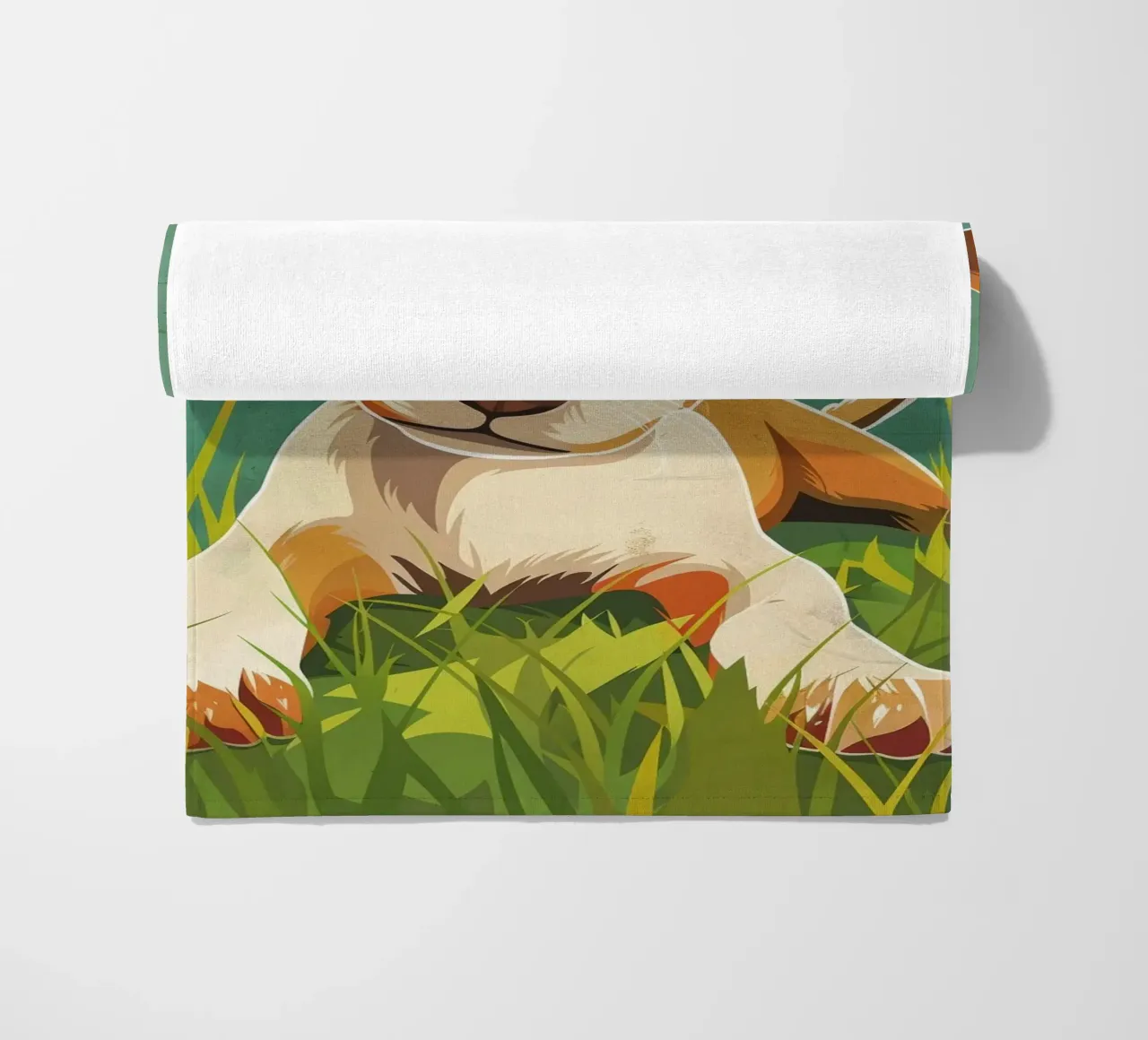Cucciolo giocoso nell'erba telo mare da DesignDoodle