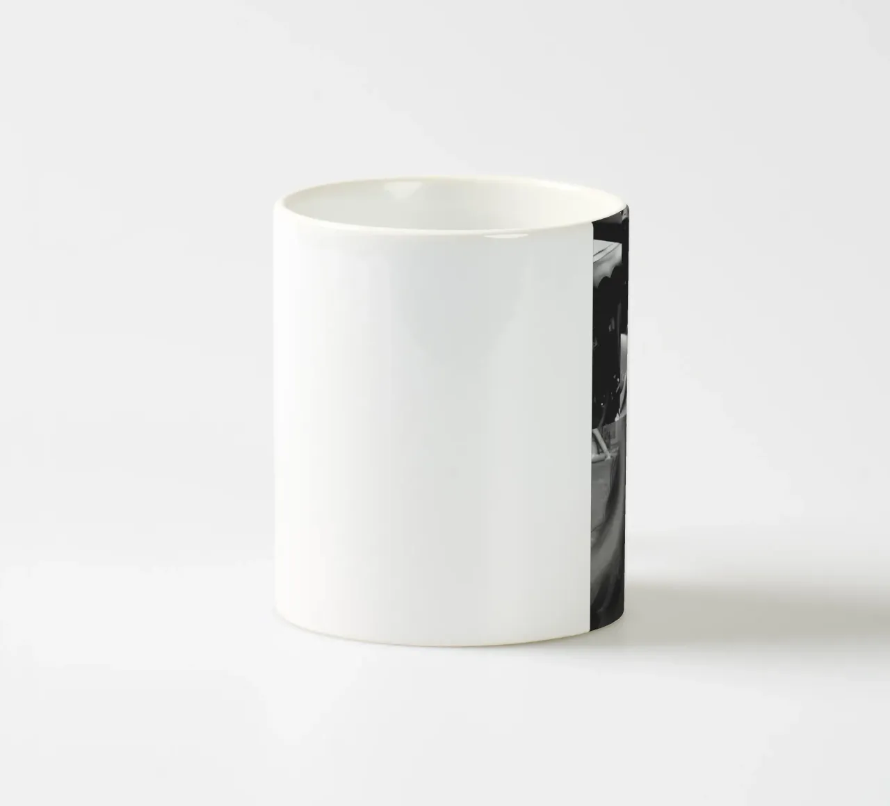 Ragazza triste tazza in ceramica da Jordan shop