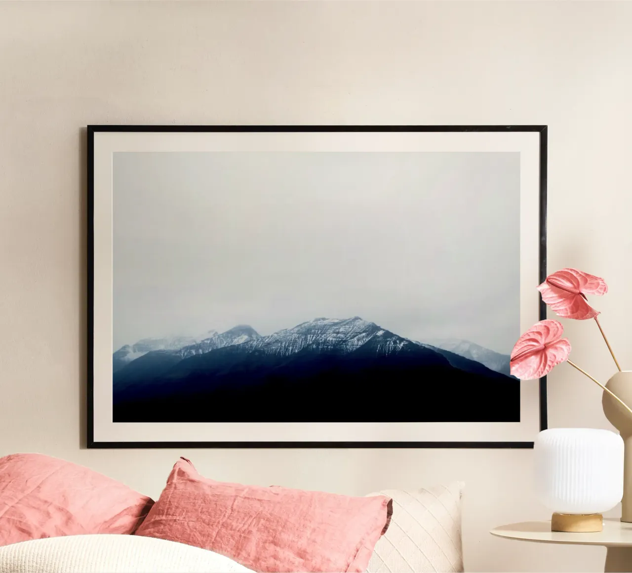 Stiller Berg Poster von KISSA STUDIO