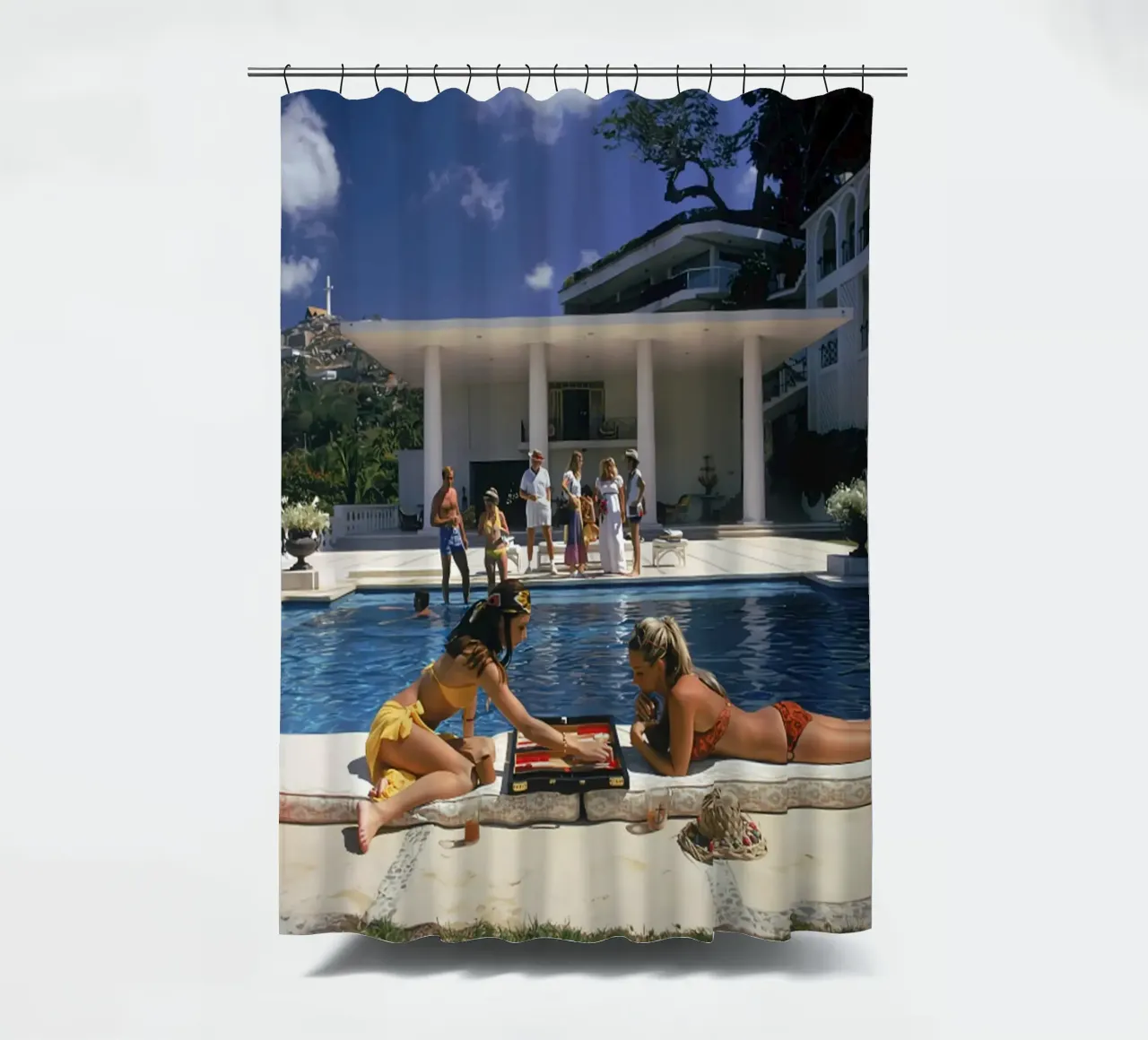 Backgammon am Pool Duschvorhang von Jordan shop