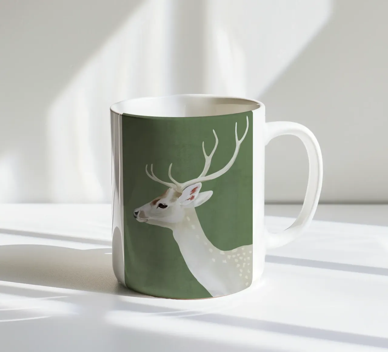 Cervo bianco I tazza in ceramica da ThingDesign
