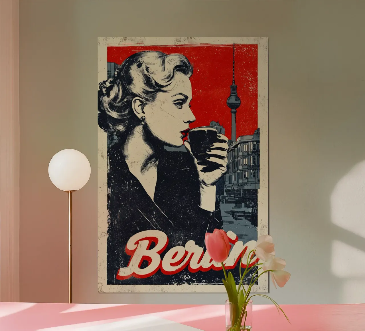 Torre televisiva retrò di Berlino poster con telaio in legno da Vintage Travel Art