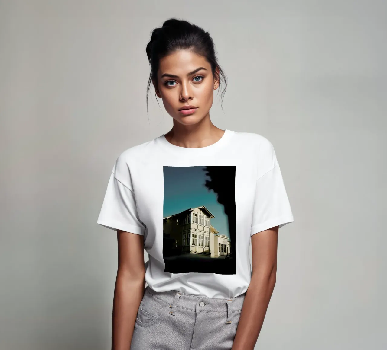 The Hidden House t-shirt da Sebastian Hilgetag