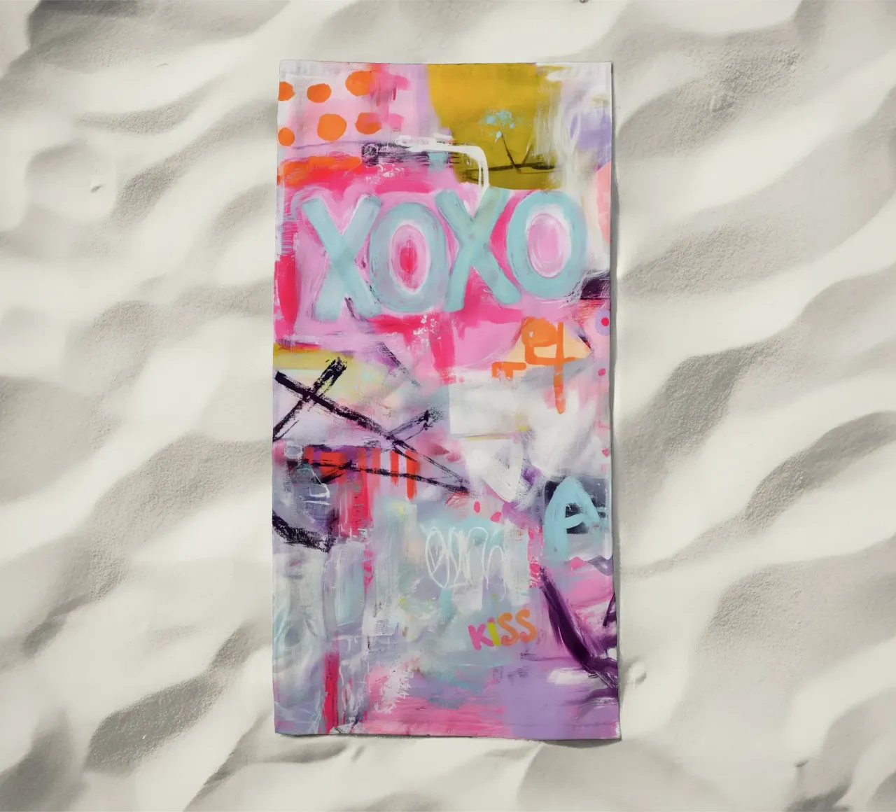 Kiss and hug beach towel by Carinaprint