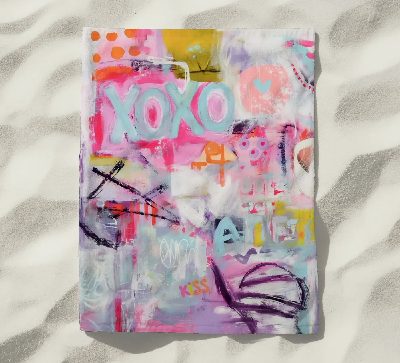 Kiss and hug Strandtuch von Carinaprint