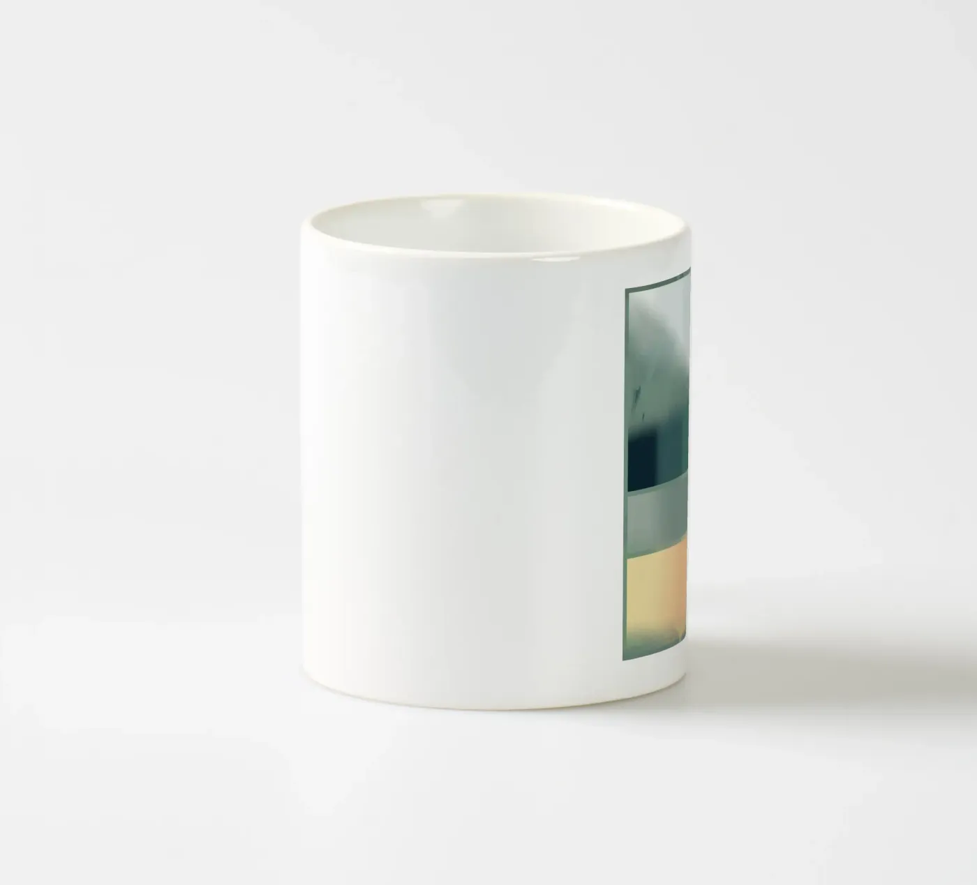 Subtle green gradient Keramik Tasse von Little Dean