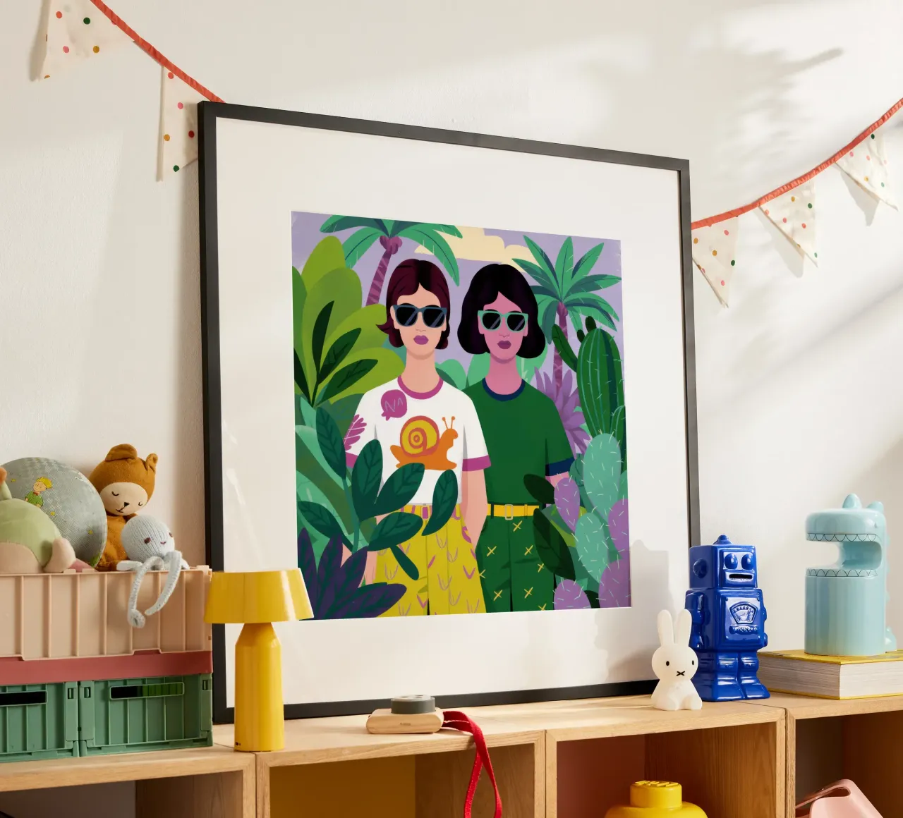 Occhiali da sole e pesci rossi poster con telaio in legno da Pale Aura