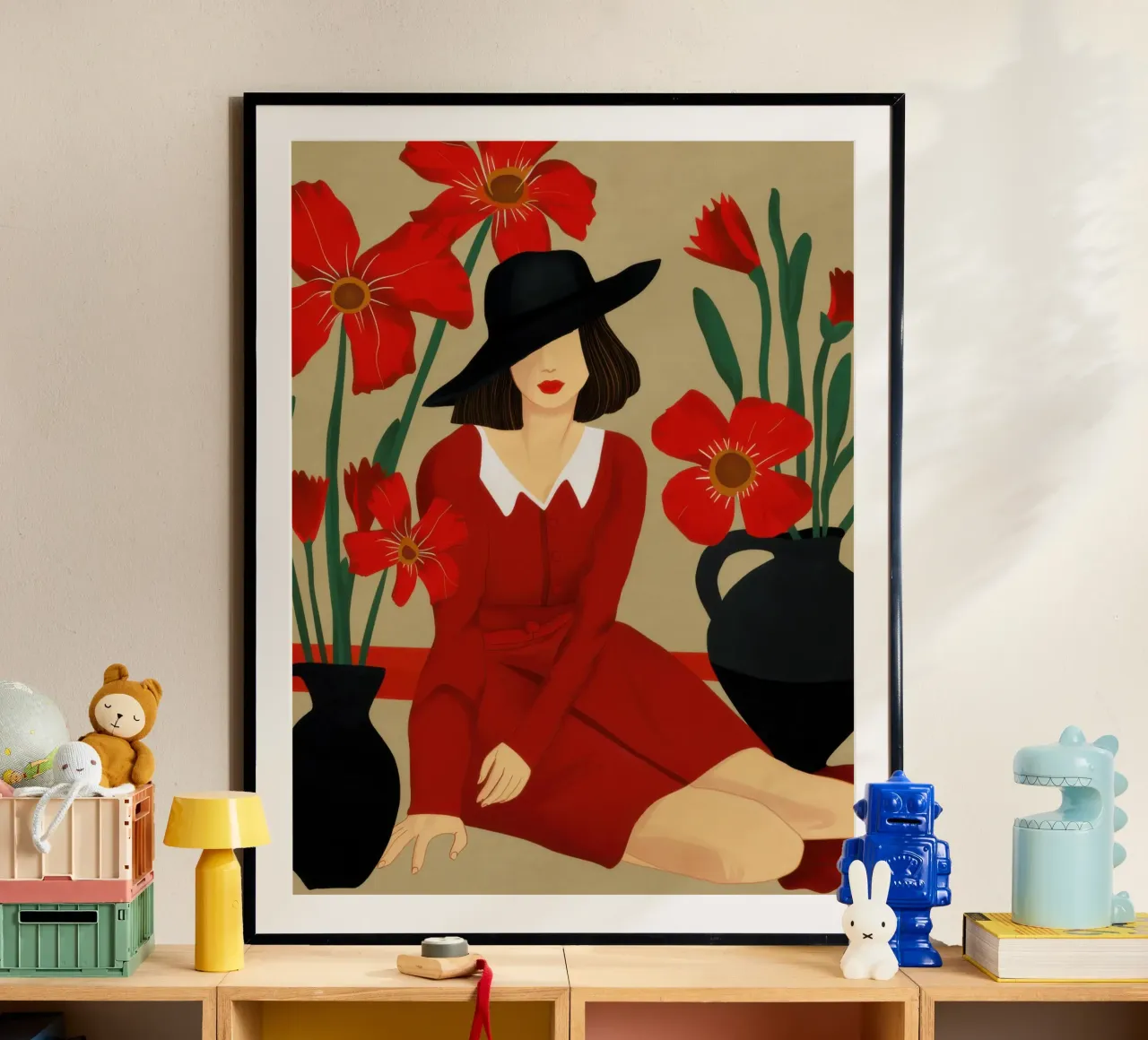 Rotes Kleid Schwarzer Hut Poster mit Kunststoffrahmen von Marigold Tiga
