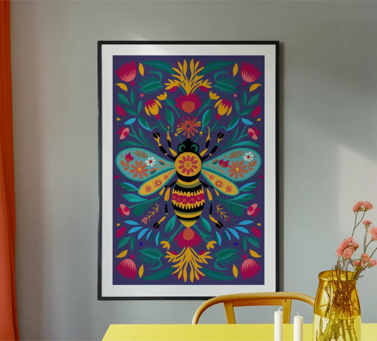 Re del polline ornato poster con telaio in legno da Arcane Lines