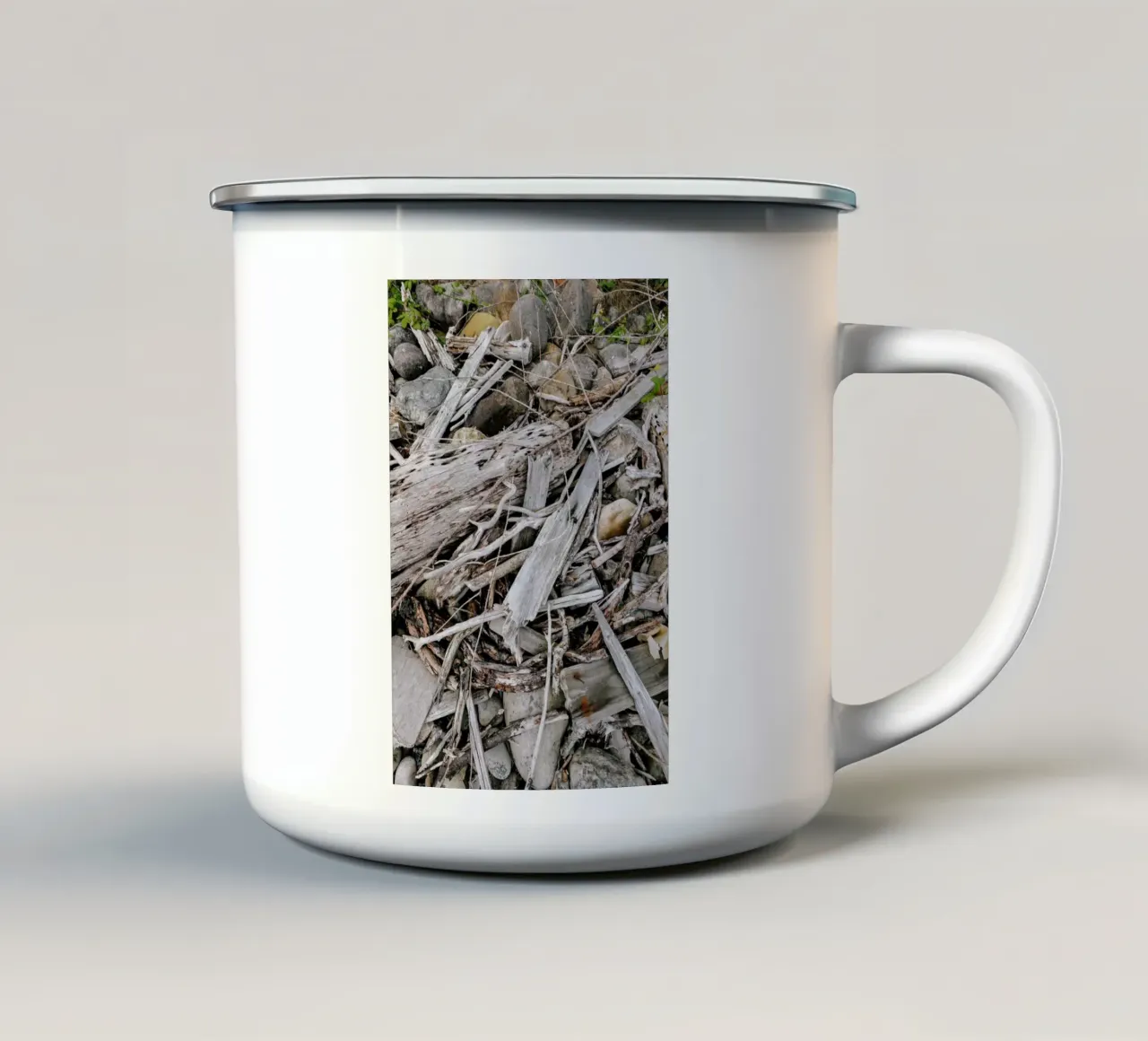 Gezeitengeflecht tazza in smalto da The Wild Creative Studio
