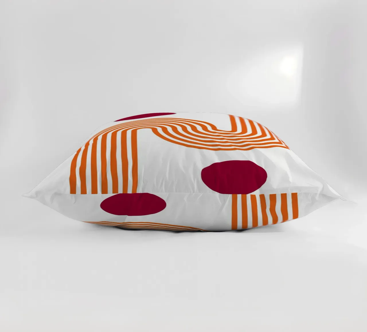 Retro Line Art - Stampa arancione e bordeaux cuscino da Studio Vibe