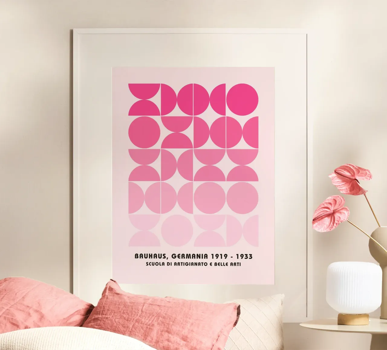 Griglia rosa Bauhaus - geometria e arte del design poster da Studio Vibe