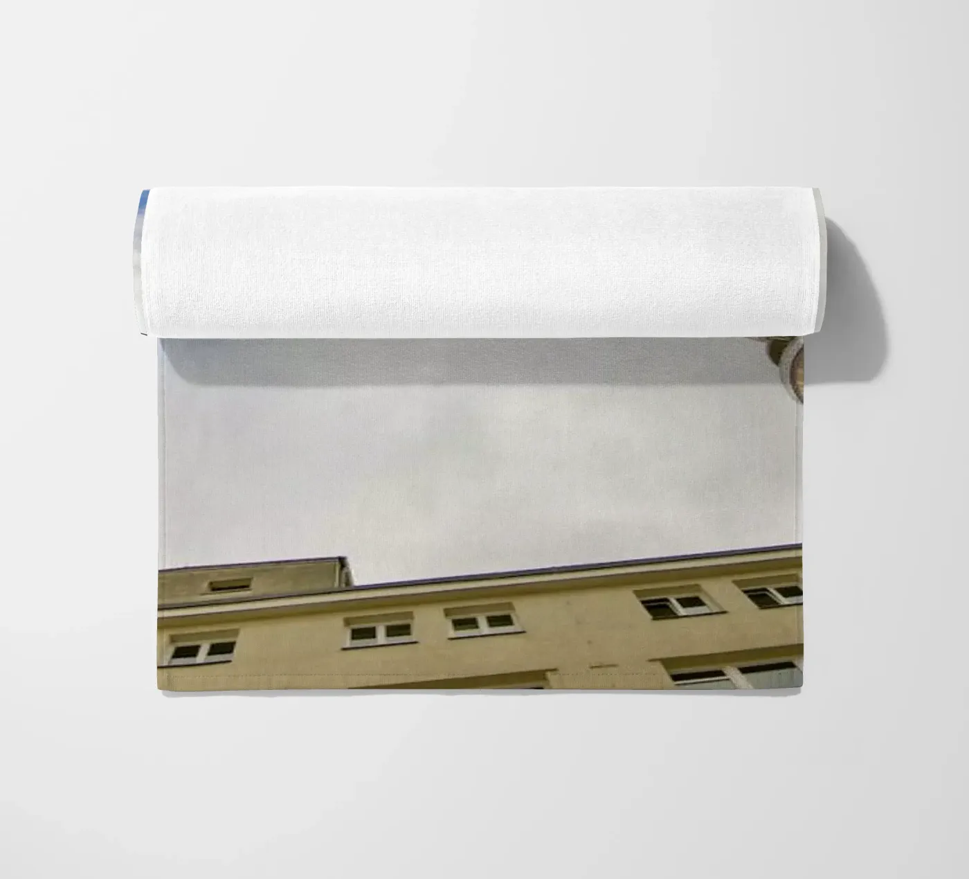 Hinterhof 80 telo mare da Marc Gruninger