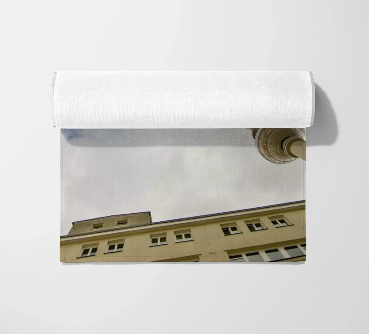 Hinterhof 80 telo mare da Marc Gruninger