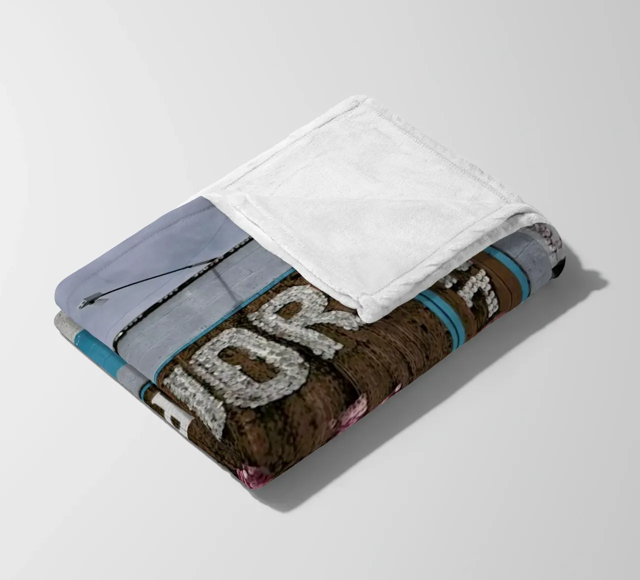 Liquor Store Hawthorne coperta in pile da Marc Gruninger