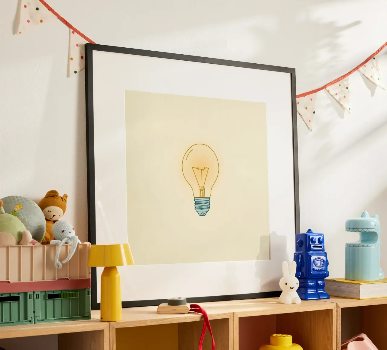 L'illustration d'une ampoule éclaire une idée lumineuse poster de DesignDoodle