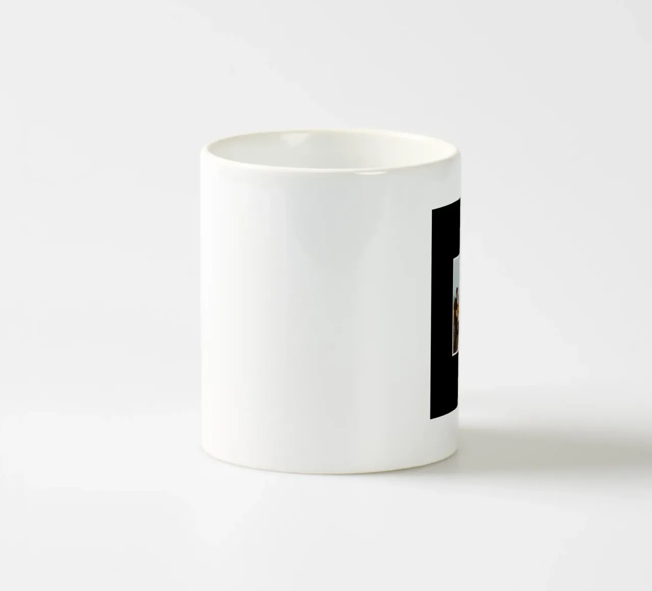 Elisabetta Alternativa tazza in ceramica da guesmatarko