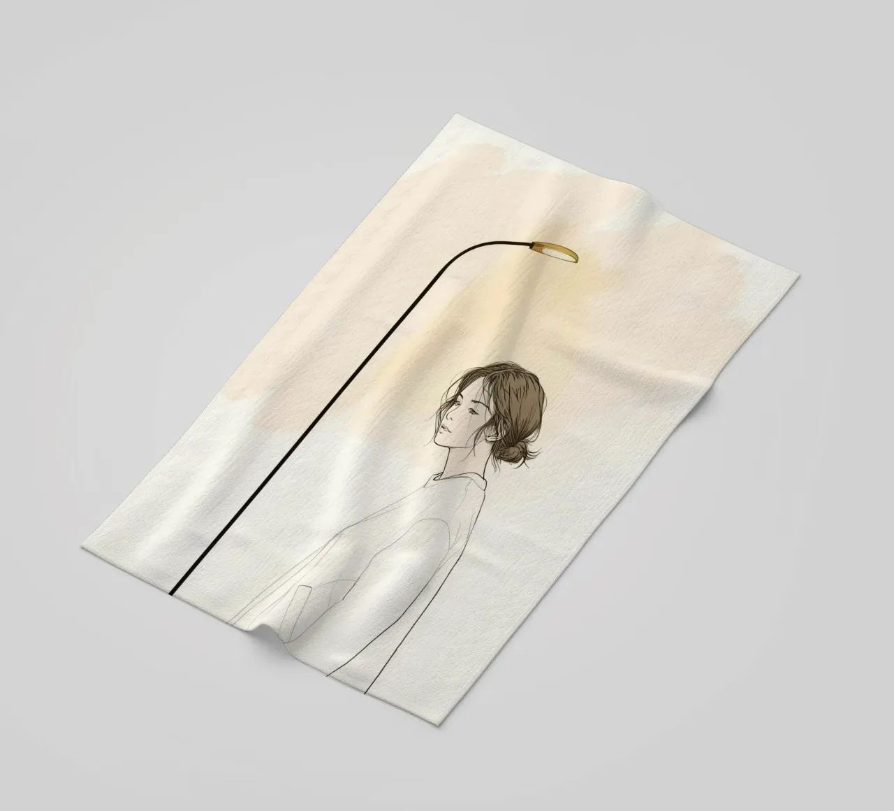 Giovane donna in piedi accanto a un alto lampione telo mare da DesignDoodle
