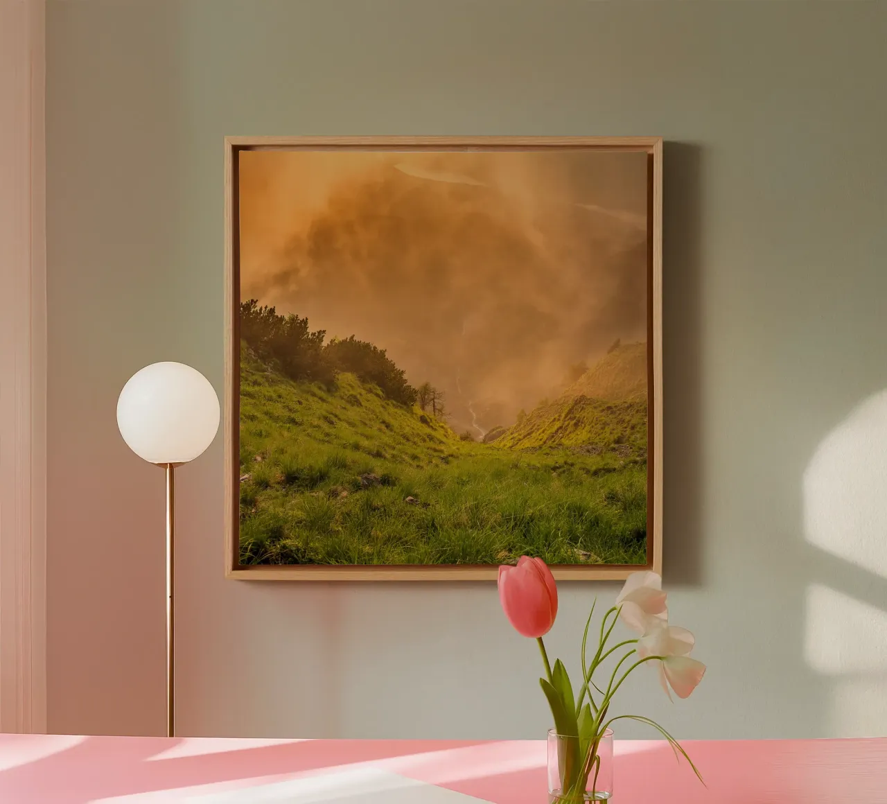 Paesaggio onirico tela con Cornice a cassetta da PhotoVibe Decor