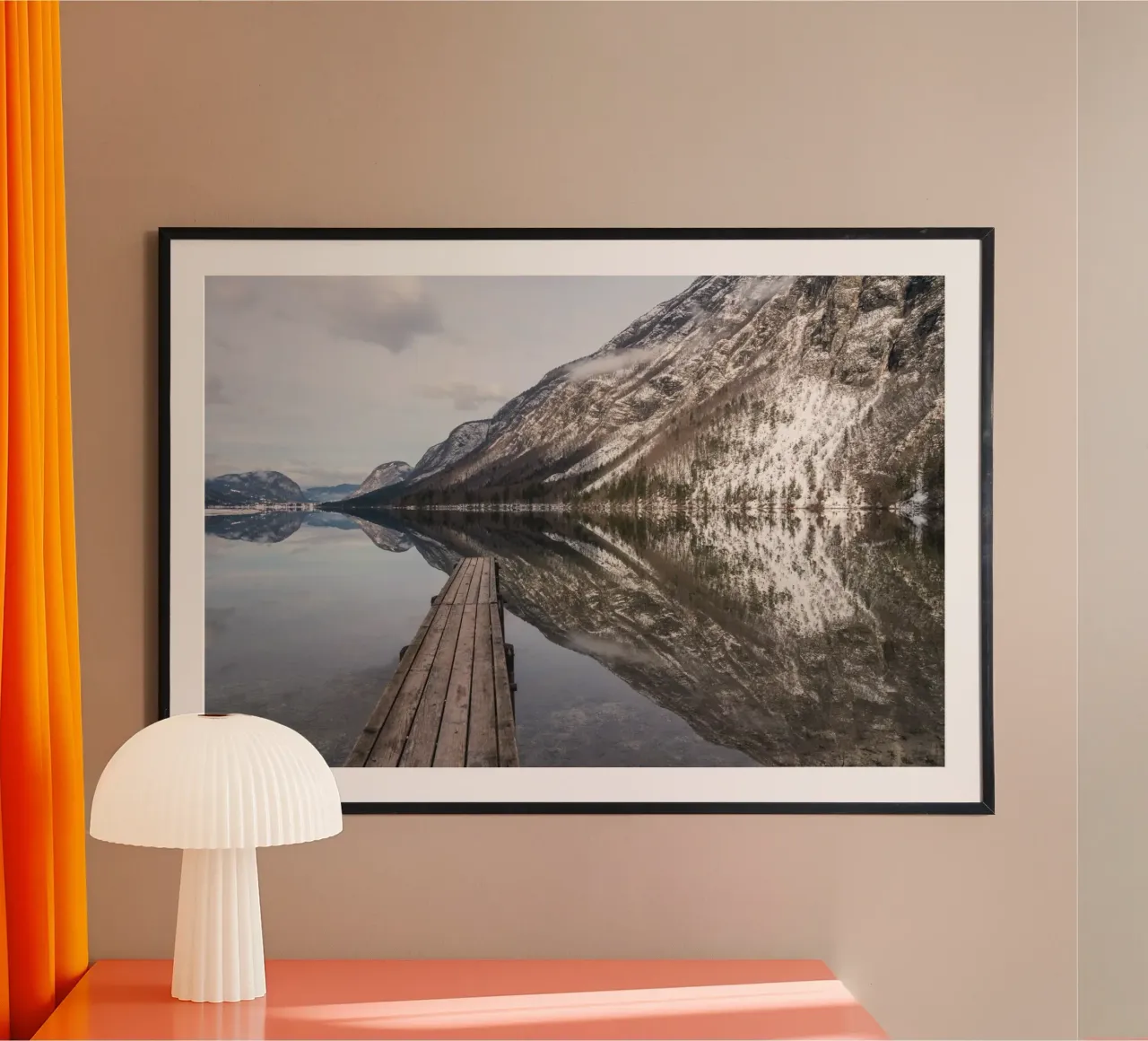 Paesaggio onirico poster con telaio in alluminio da PhotoVibe Decor