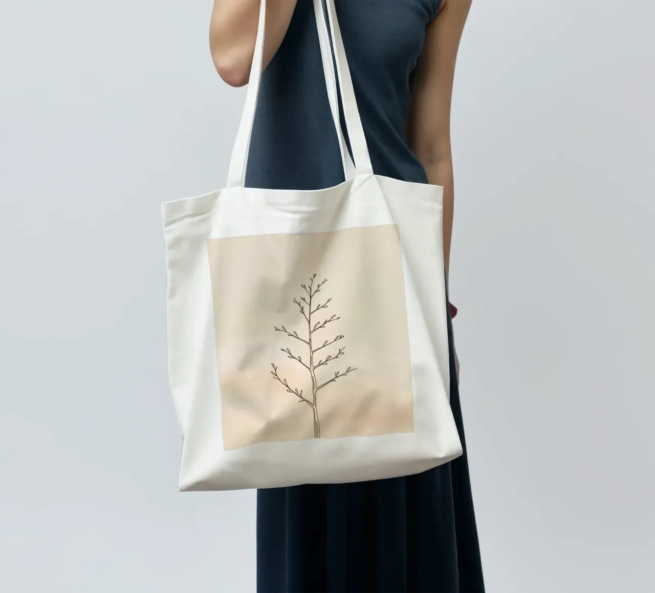 Semplice albero abbozzato su uno sfondo chiaro borsa in juta da DesignDoodle