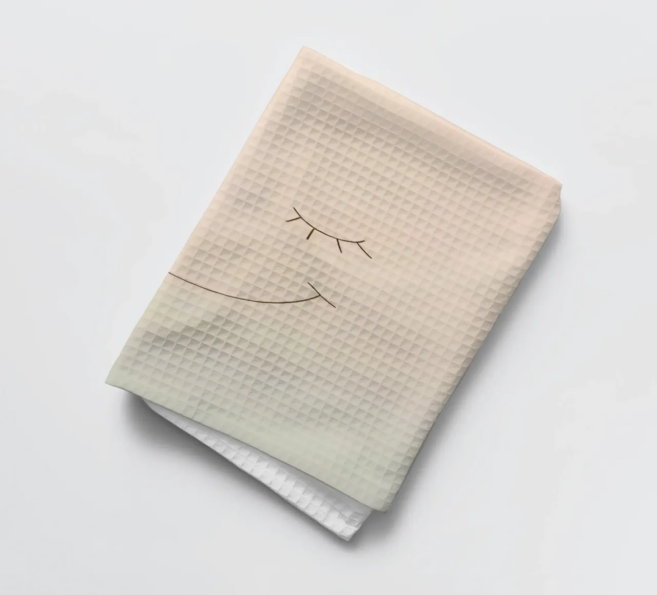 Dessin simple d'un visage avec les yeux fermés et un sourire torchon de DesignDoodle