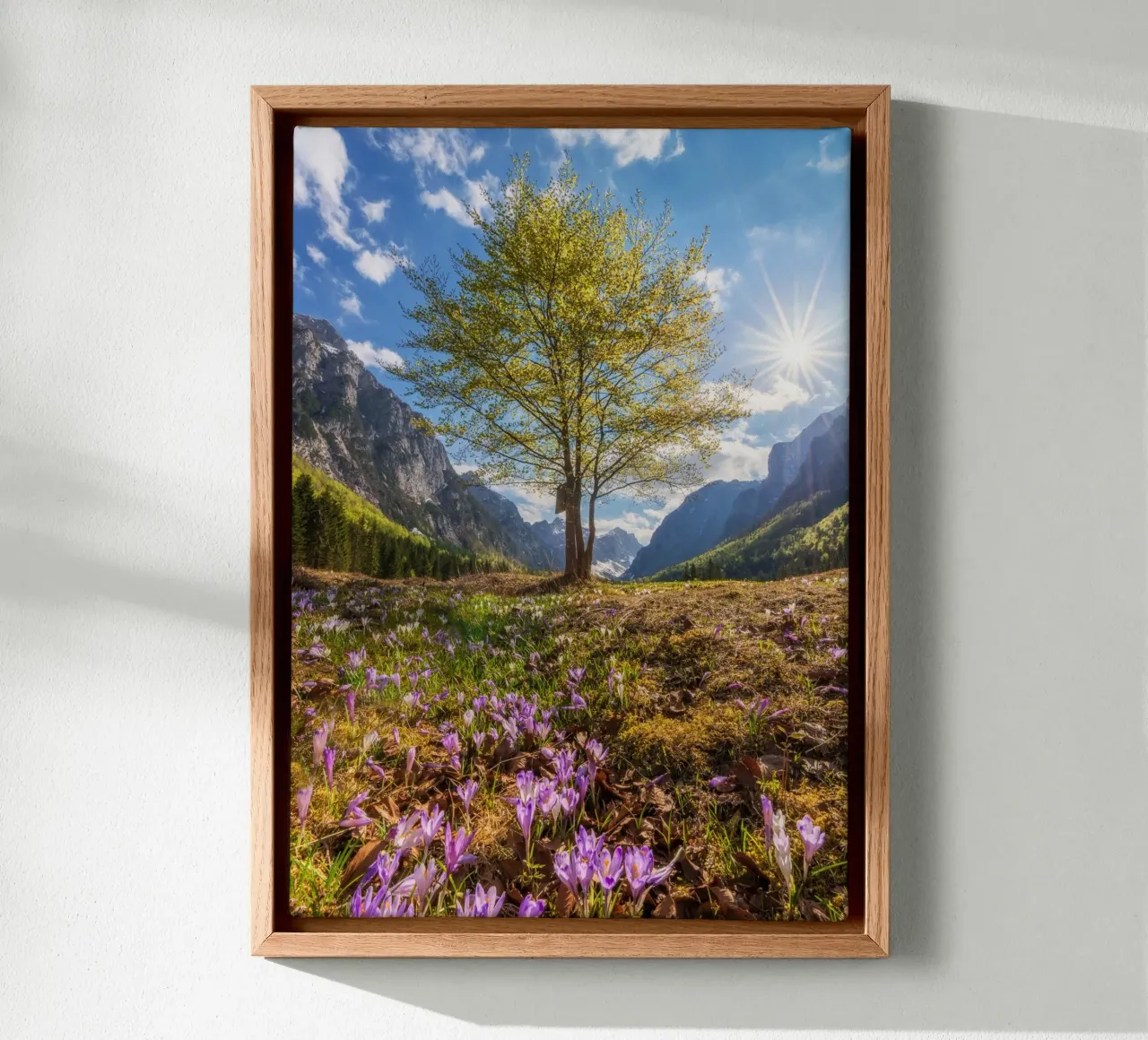 Paesaggio onirico tela con Cornice a cassetta da PhotoVibe Decor