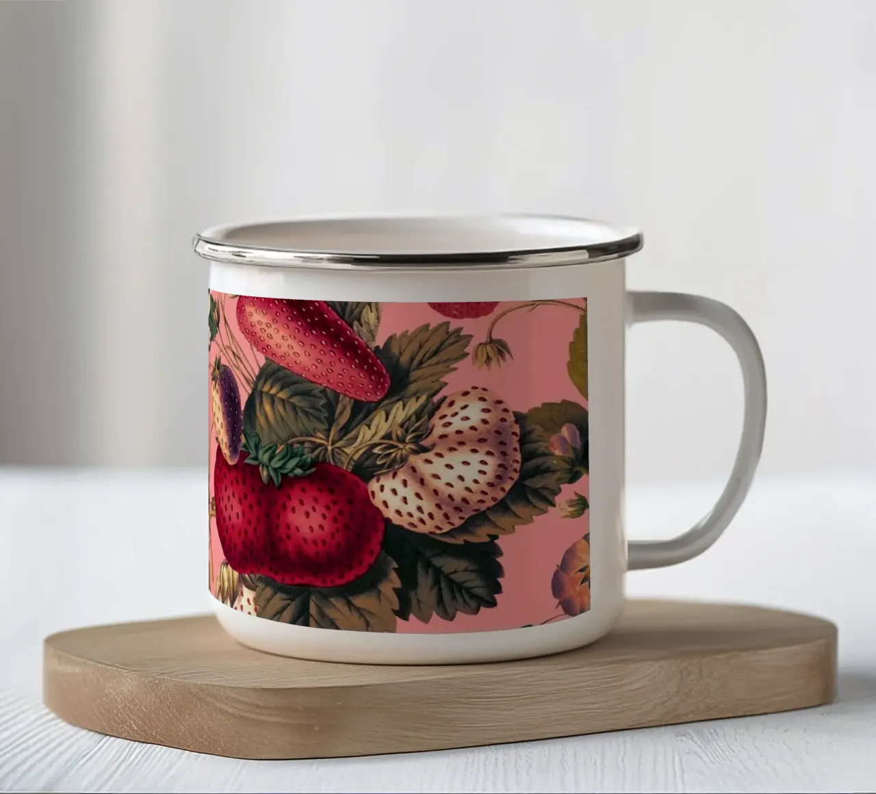Strawberry Fields Forever VIII tazza in smalto da burcukorkmazyurek