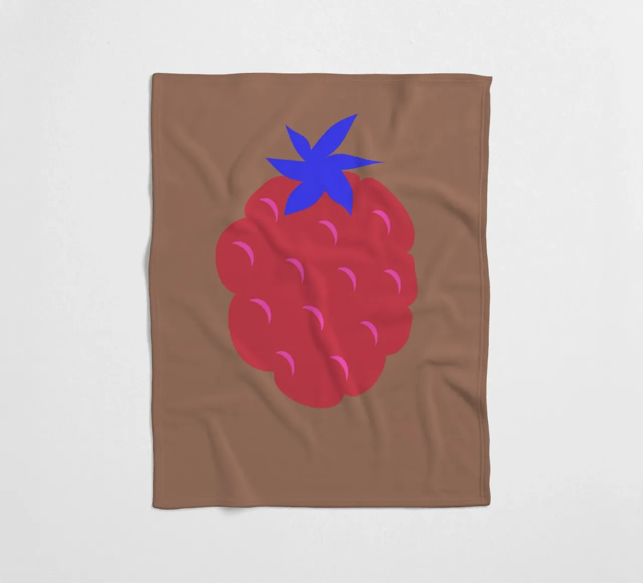 raspberry Fleecedecke von FRICKE DESIGN