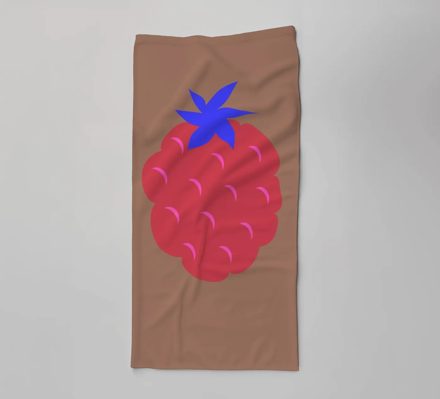 raspberry badhanddoek van FRICKE DESIGN
