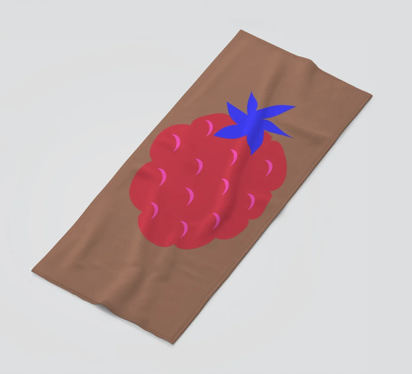 raspberry strandhanddoek van FRICKE DESIGN