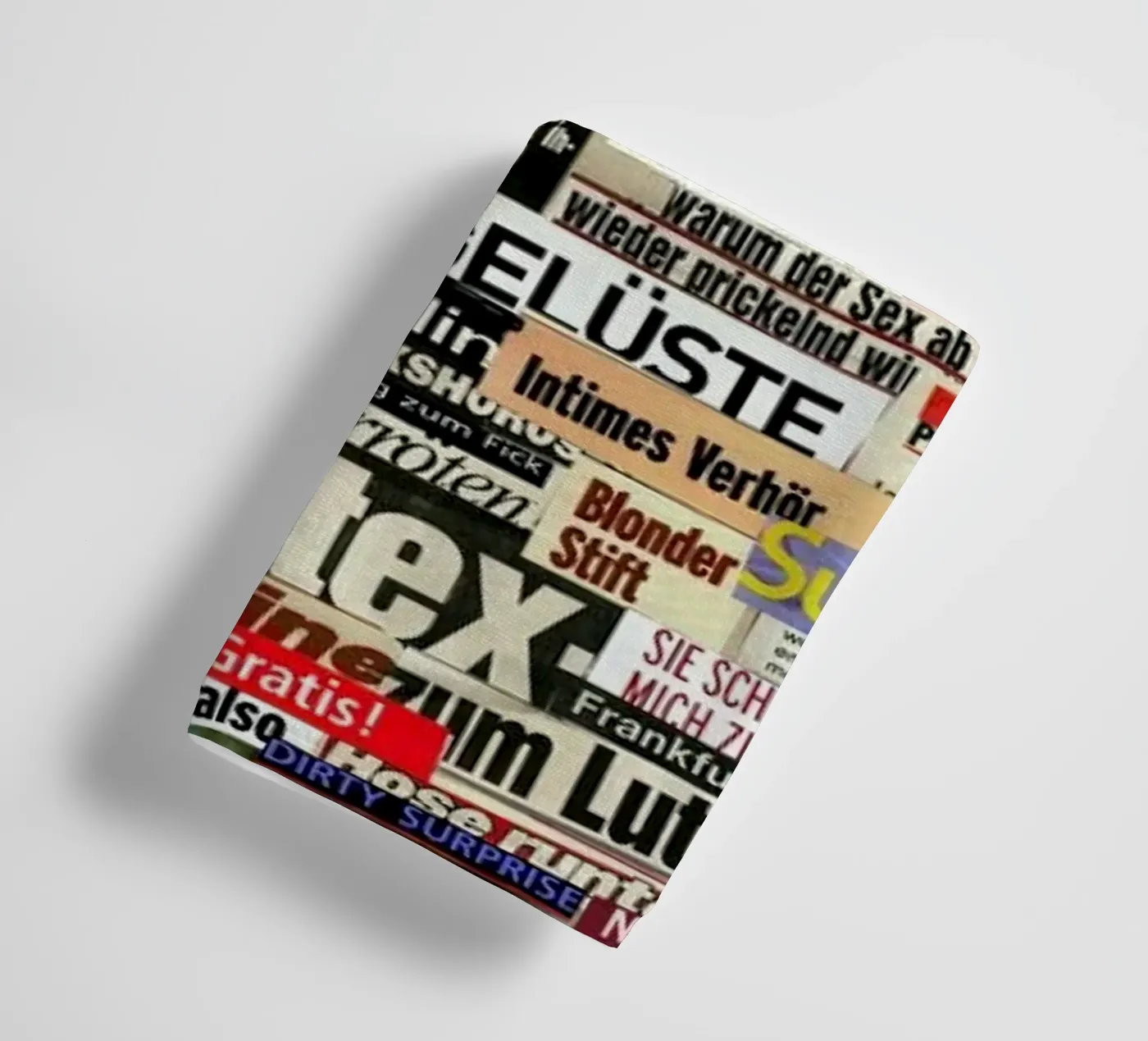 Headlines, 2005 badhanddoek van Gothans Papierwelten