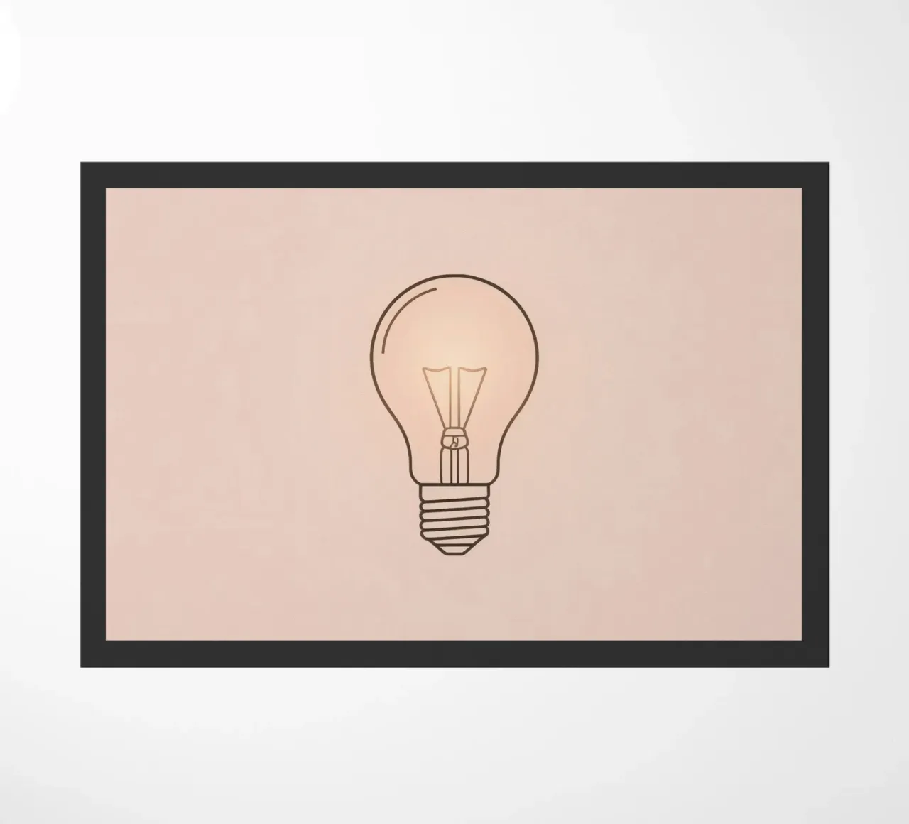 Illustration einer weich glühenden Retro-Glühbirne Fußmatte von DesignDoodle