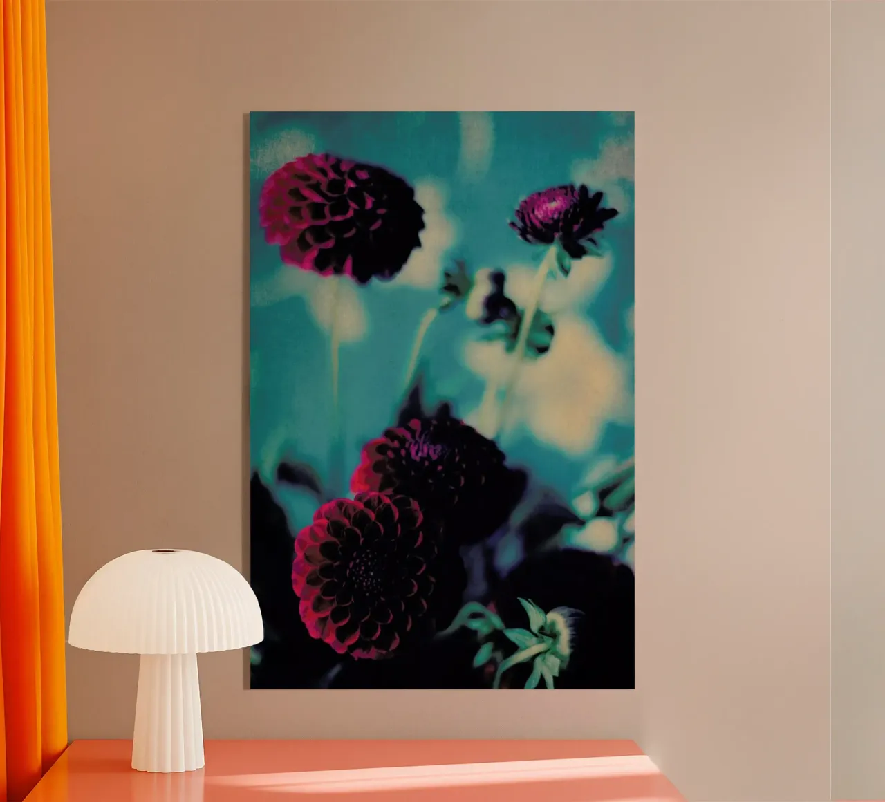 Bordeaux plexiglass da Ingrid Beddoes