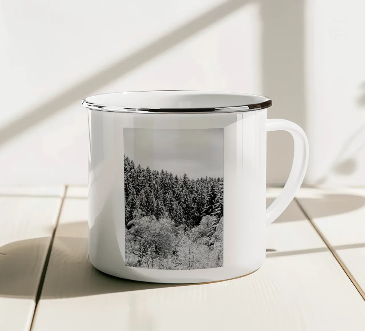 In The Forest taza de esmalte de Studio Nahili