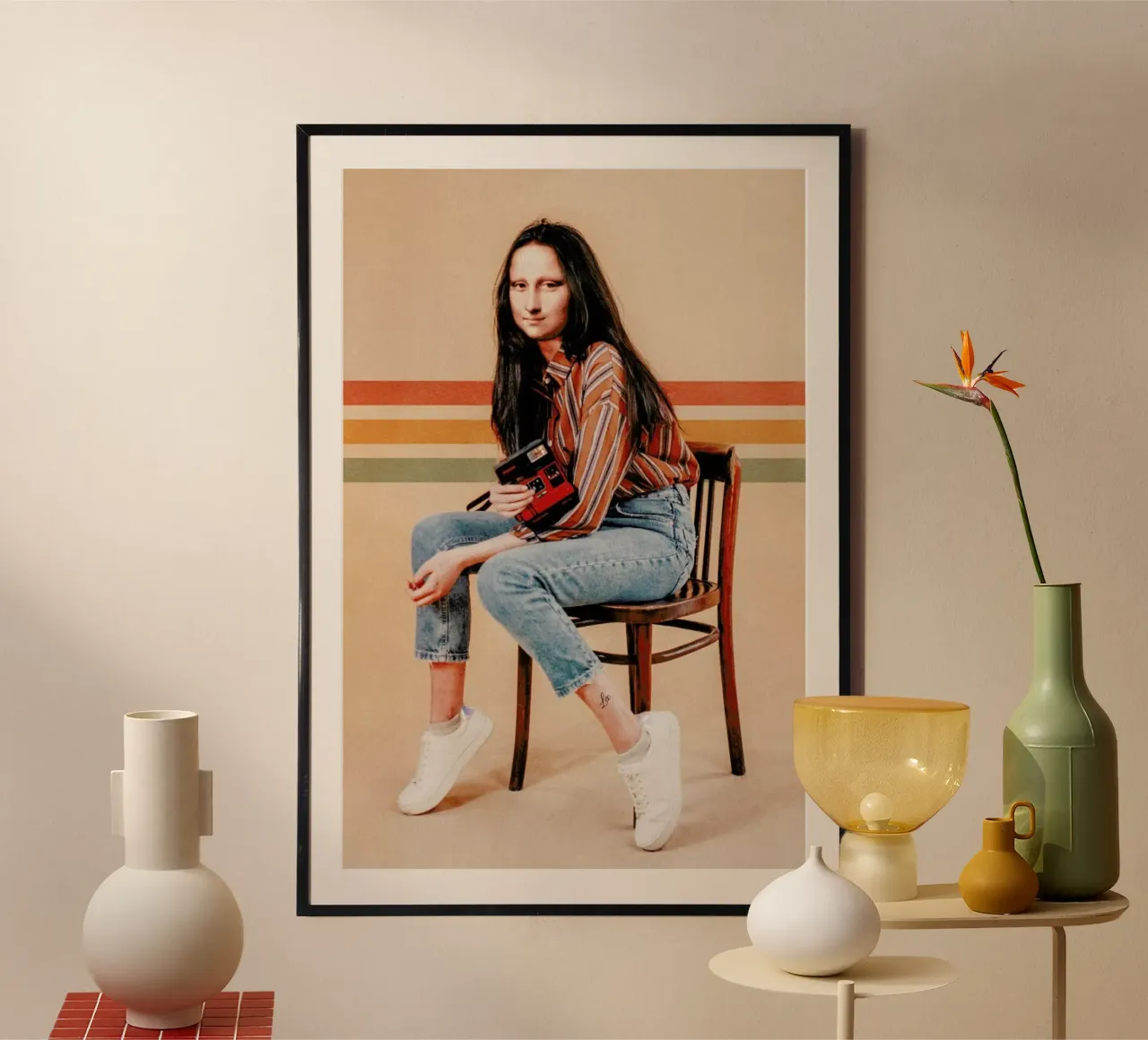 Retro Mona poster con telaio in plastica da Jonas Loose