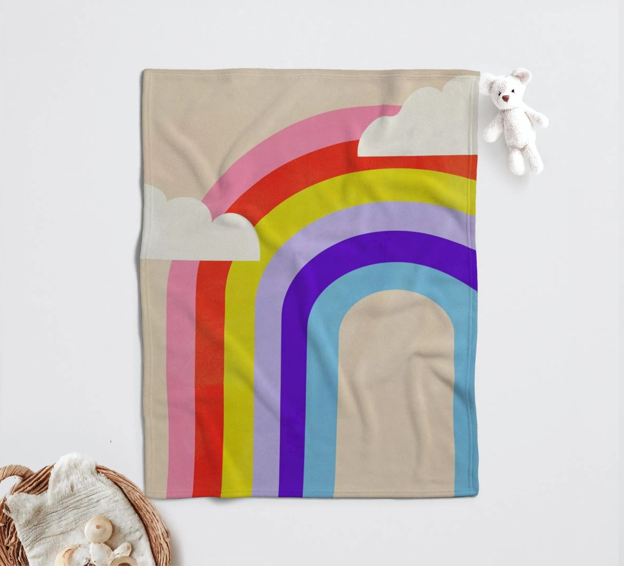 Rainbow and Clouds coperta in pile da Little Flourishes