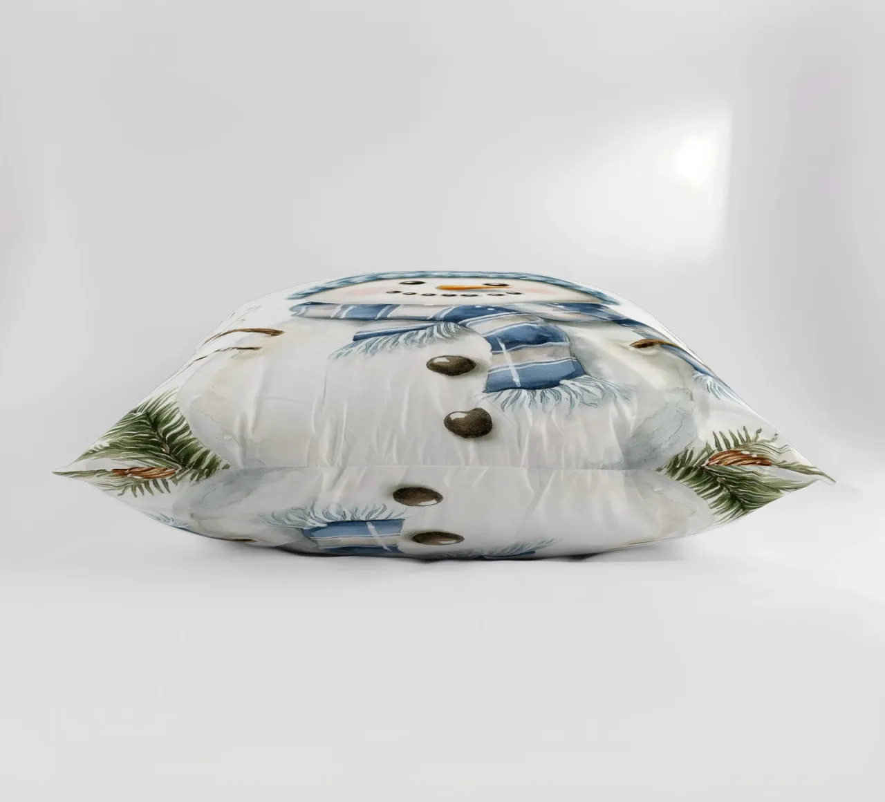 Pupazzo di neve di Natale cuscino da Fleur de Lys
