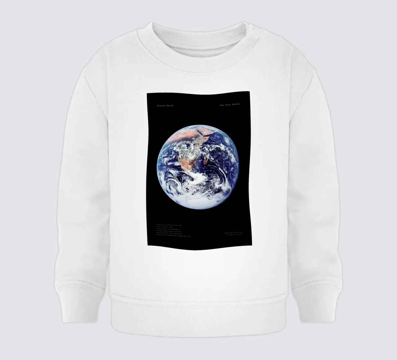 View of Earth from Apollo 17 felpa neonato da Vintage by JUNIQE