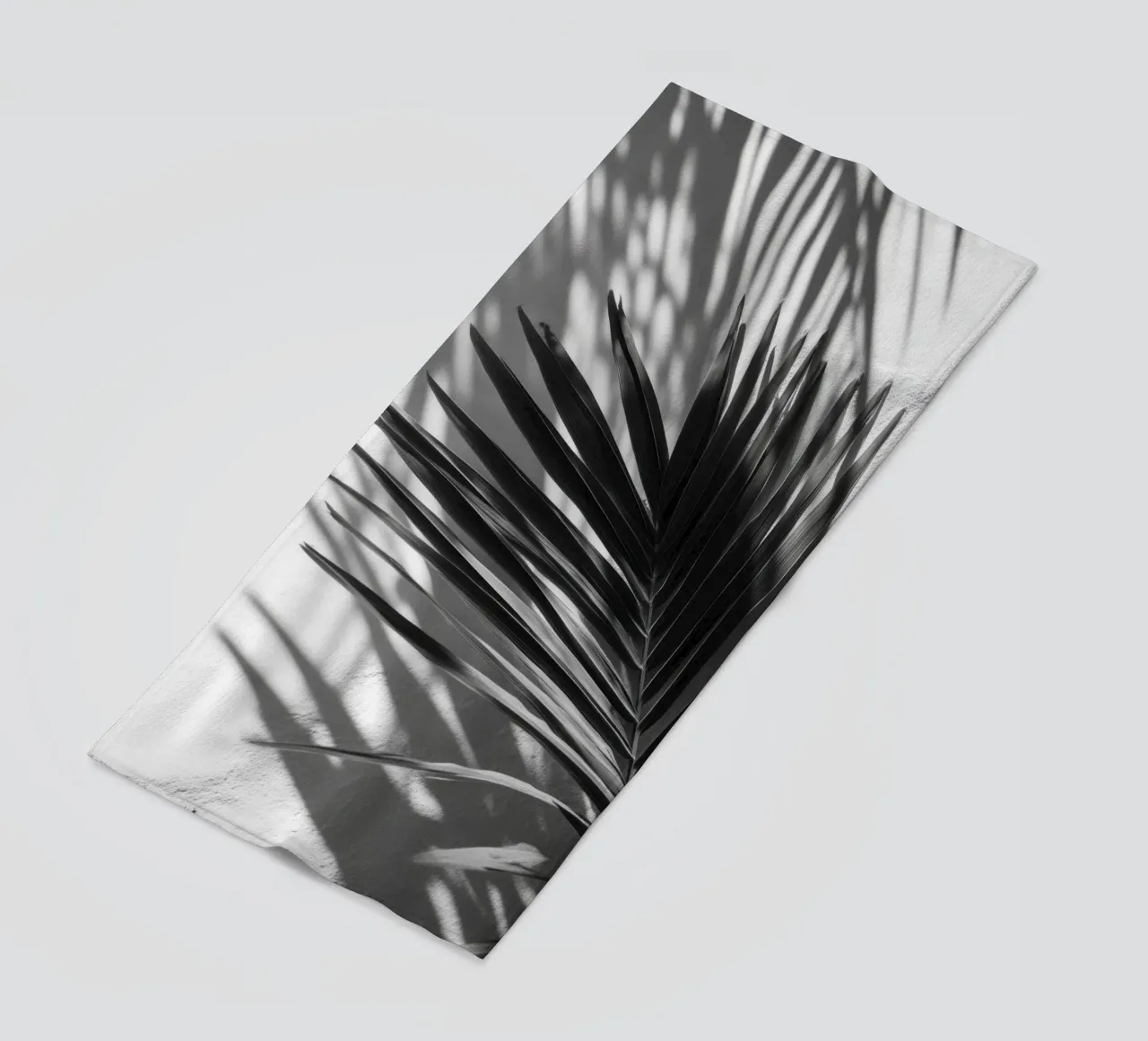Soft Shadows – Monochrome Tropical Poster telo mare da Vela Luna