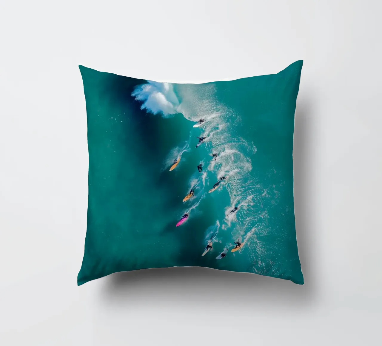 Chasing the Break – Aerial Surf Photography Print cuscino da Vela Luna